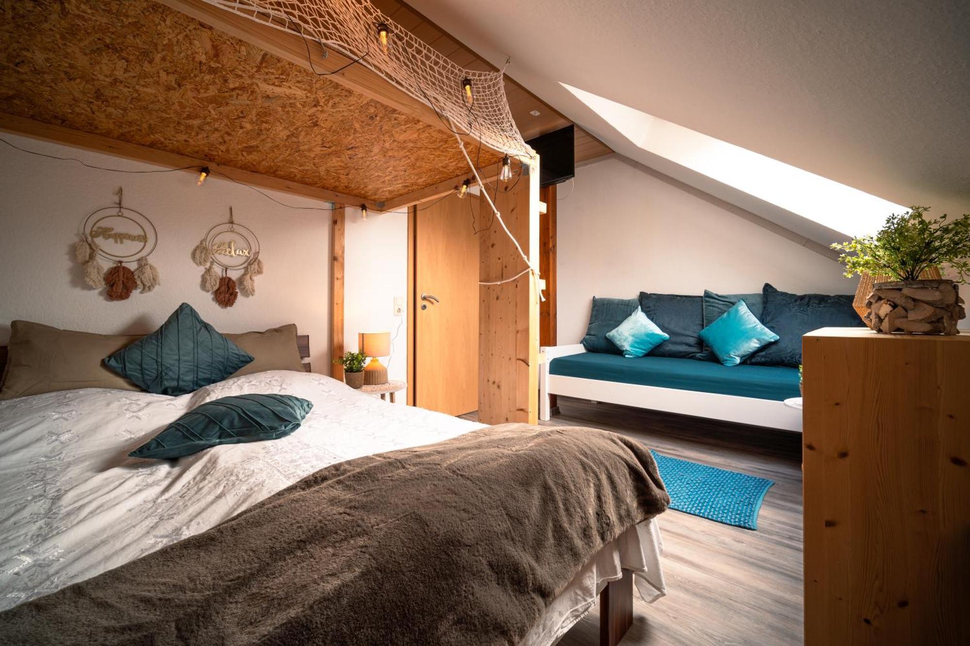 Balkon Zimmer - Apartment Gonnersdorf  Eksteriør billede